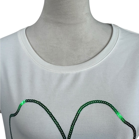Apt. 9 Off-White top with green Sequin Shamrock size large - Picture 3 of 9